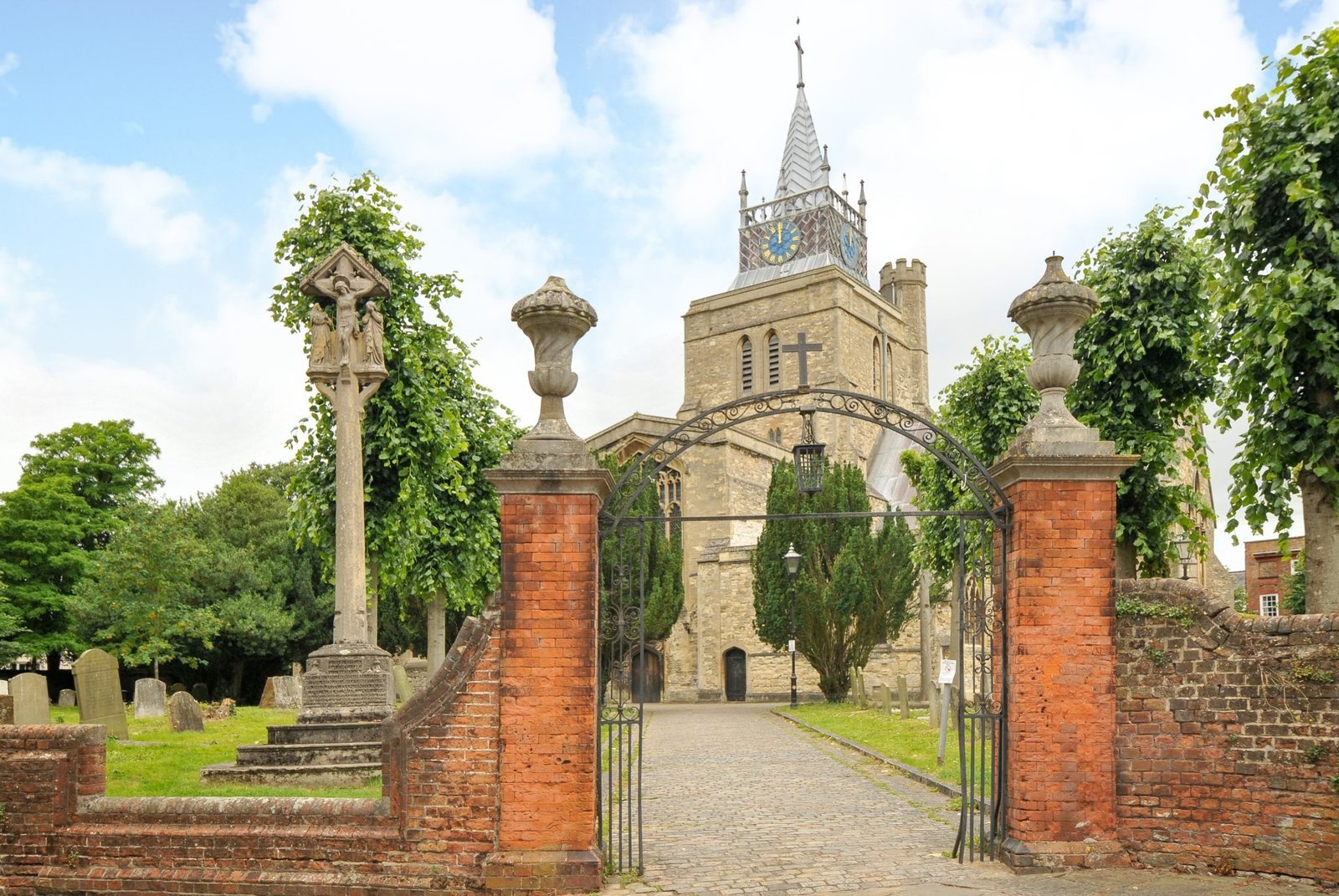 Aylesbury Buckinghamshire's County Town and its Business Community